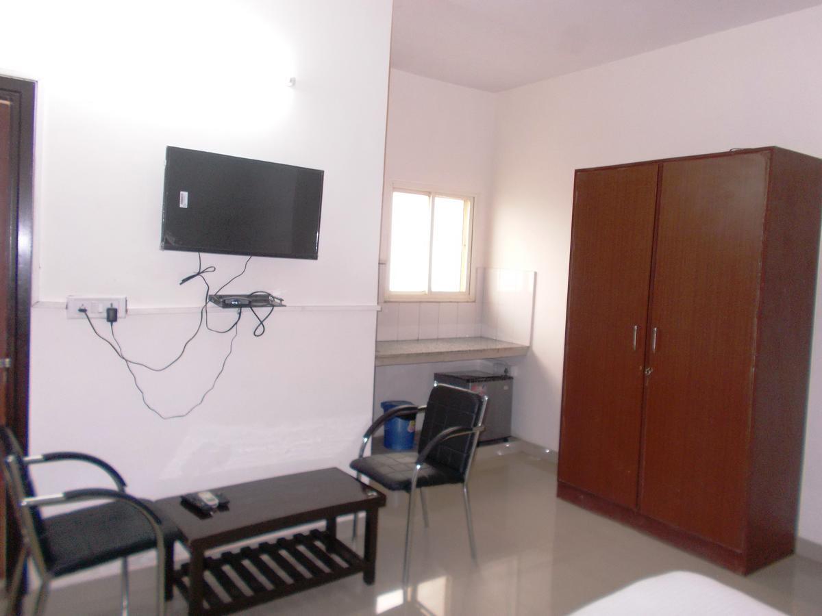 The Radiance Suites And Apartment Neu-Delhi Exterior foto