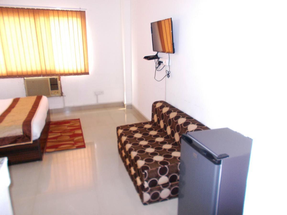 The Radiance Suites And Apartment Neu-Delhi Exterior foto