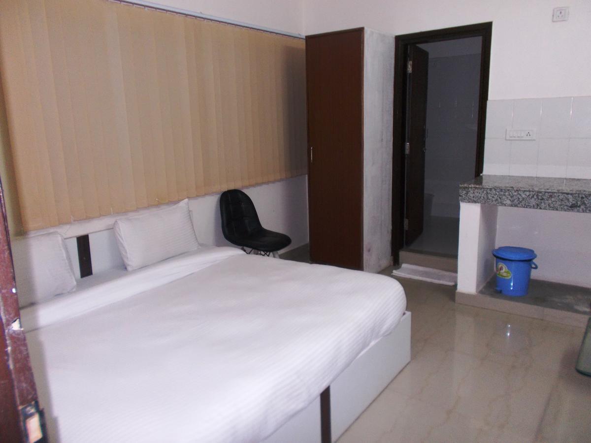 The Radiance Suites And Apartment Neu-Delhi Exterior foto