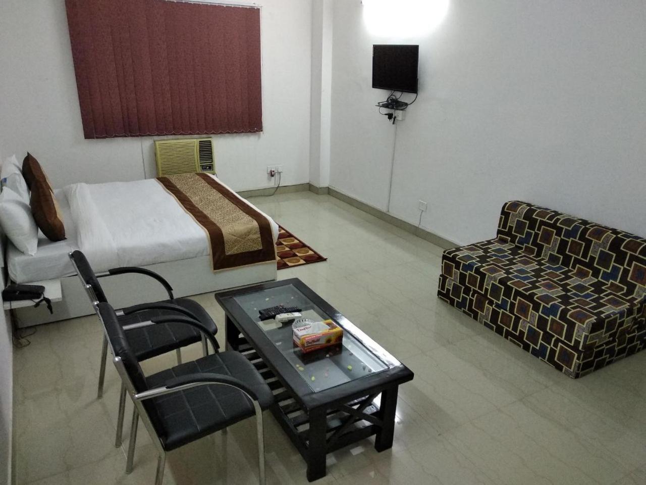 The Radiance Suites And Apartment Neu-Delhi Exterior foto