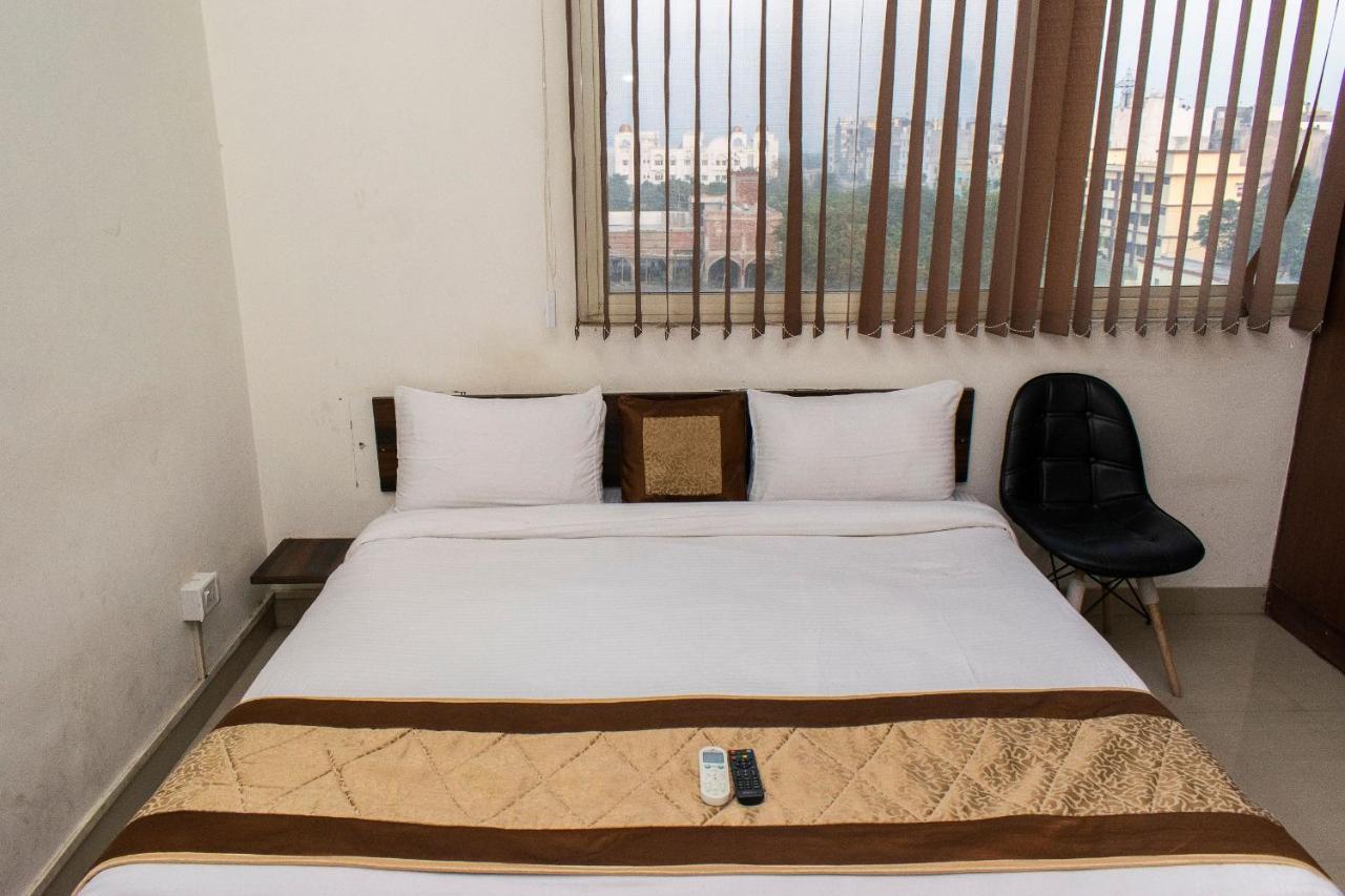 The Radiance Suites And Apartment Neu-Delhi Exterior foto
